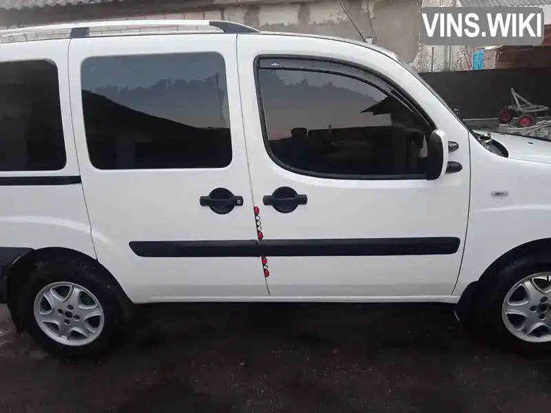 ZFA22300005608876 Fiat Doblo 2008 Мінівен 1.3 л. Фото 4