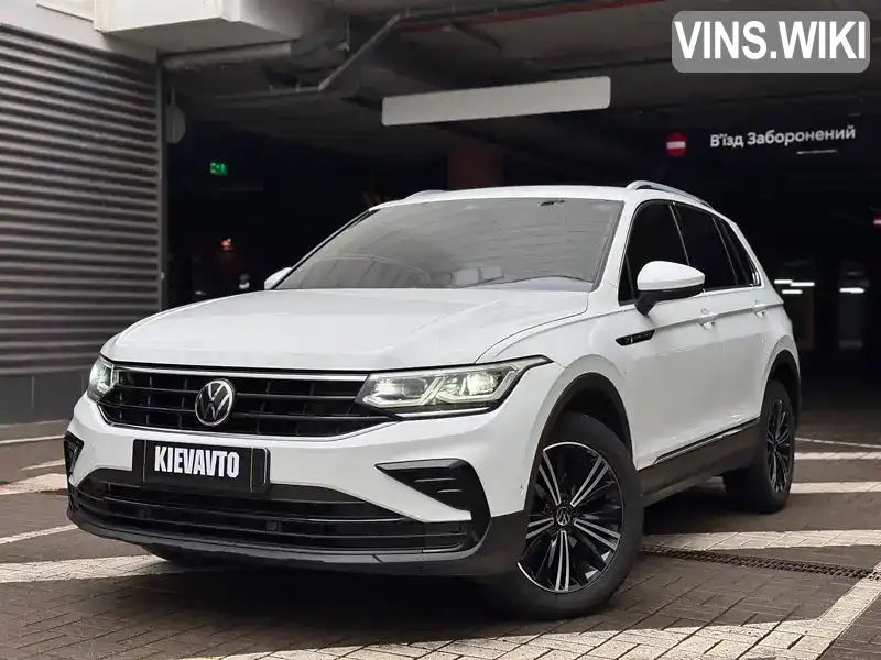 Внедорожник / Кроссовер Volkswagen Tiguan 2021 1.97 л. Автомат обл. Киевская, Киев - Фото 1/21