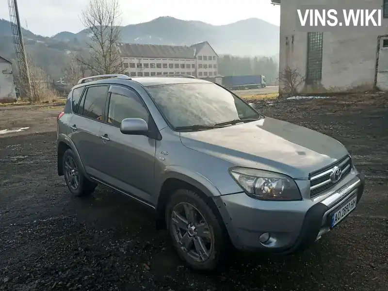 Внедорожник / Кроссовер Toyota RAV4 2006 2.2 л. Ручная / Механика обл. Закарпатская, Межгорье - Фото 1/14