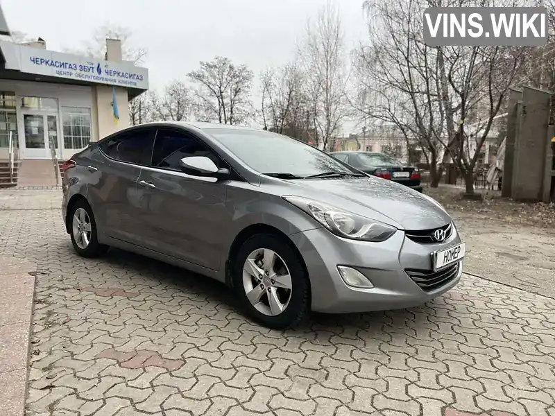 Седан Hyundai Elantra 2012 1.8 л. Автомат обл. Черкаська, Черкаси - Фото 1/15