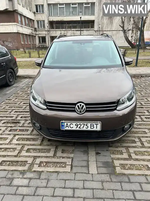 Мінівен Volkswagen Touran 2013 1.6 л. Автомат обл. Київська, Київ - Фото 1/19