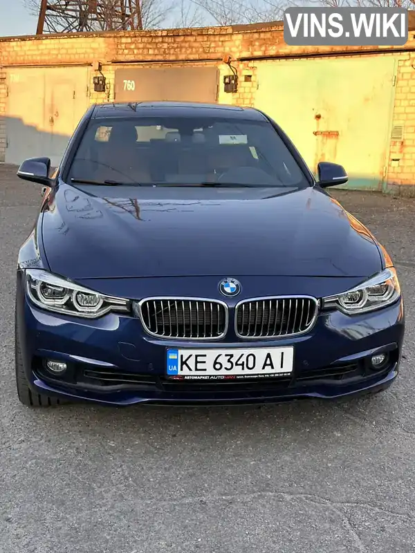 WBA8B7C5XJA583327 BMW 3 Series 2018 Седан 3 л. Фото 2