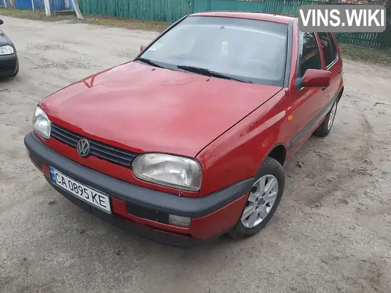 WVWZZZ1HZTW398680 Volkswagen Golf 1996 Хетчбек 1.39 л. Фото 2