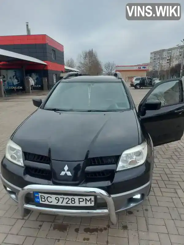 Позашляховик / Кросовер Mitsubishi Outlander 2005 2.38 л. обл. Закарпатська, Ужгород - Фото 1/21