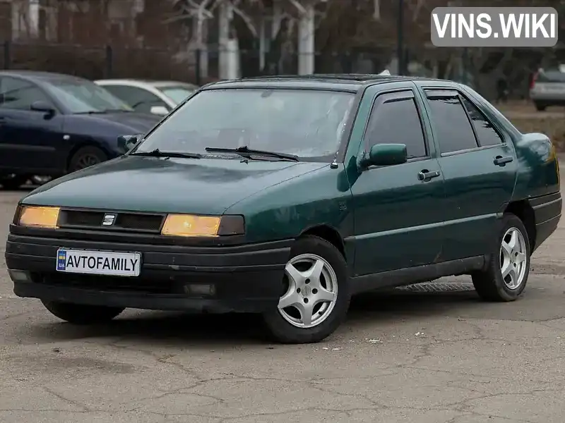 VSSZZZ1LZZD156063 SEAT Toledo 1992 Седан 1.6 л. Фото 1