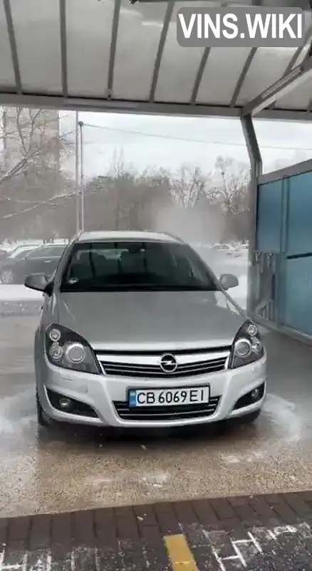 W0L0AHL35A2096267 Opel Astra 2010 Універсал 1.9 л. Фото 3