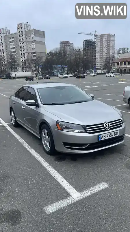 Седан Volkswagen Passat 2012 2.5 л. Автомат обл. Київська, Бровари - Фото 1/21