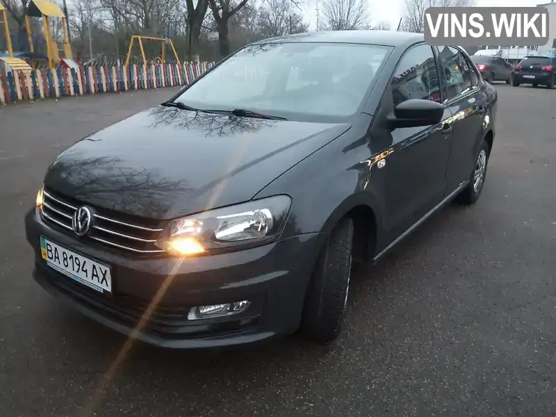 Седан Volkswagen Polo 2017 1.6 л. Ручна / Механіка обл. Кіровоградська, Кропивницький (Кіровоград) - Фото 1/10