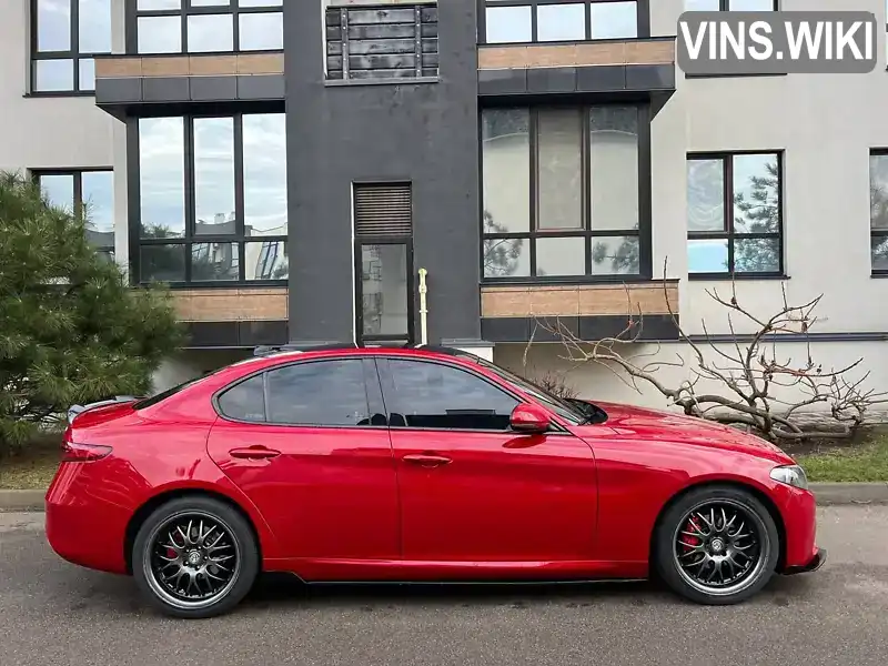 ZAREAECU9J7570933 Alfa Romeo Giulia 2017 Седан 2.14 л. Фото 3