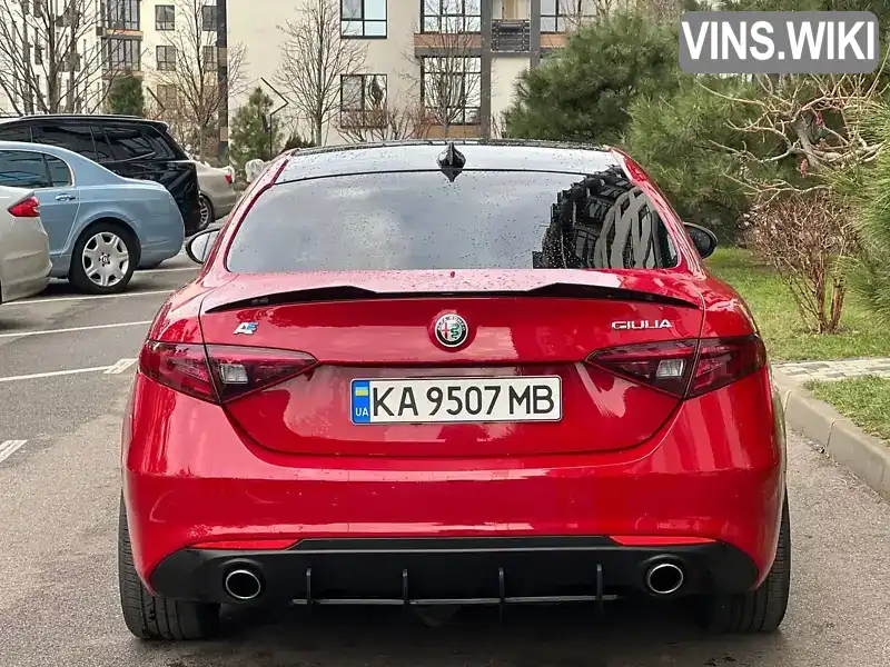 ZAREAECU9J7570933 Alfa Romeo Giulia 2017 Седан 2.14 л. Фото 9