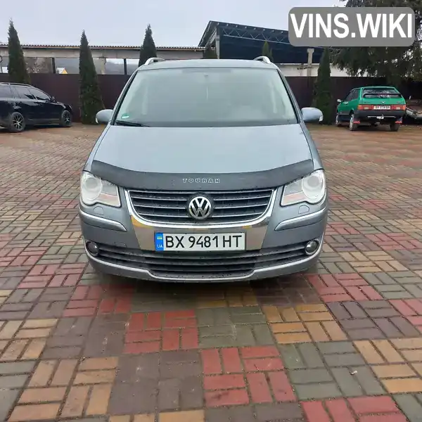 Мінівен Volkswagen Touran 2007 2 л. Автомат обл. Київська, Київ - Фото 1/15