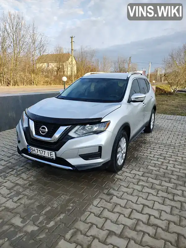 KNMAT2MVXHP570992 Nissan Rogue 2017 Позашляховик / Кросовер 2.49 л. Фото 1