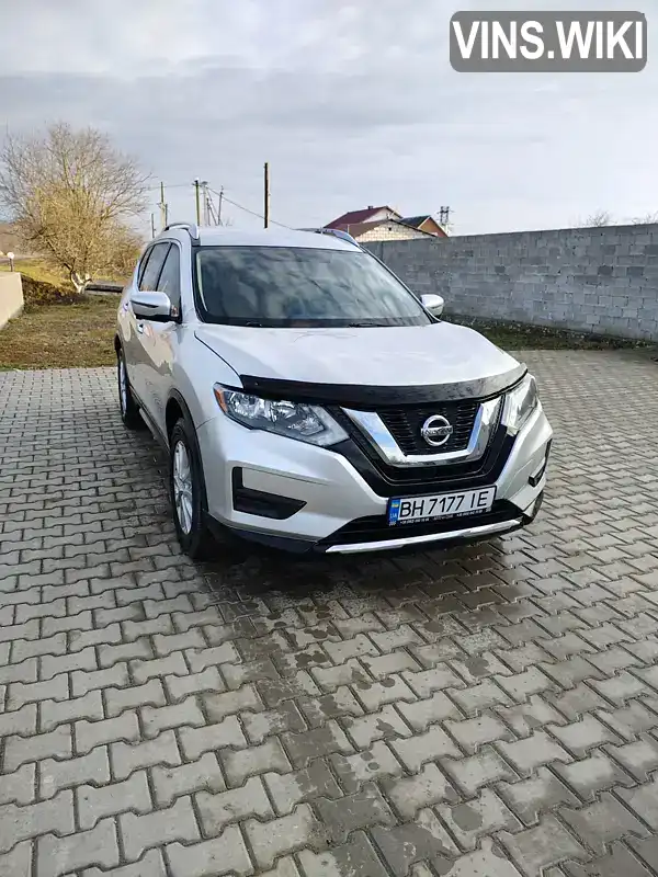 KNMAT2MVXHP570992 Nissan Rogue 2017 Позашляховик / Кросовер 2.49 л. Фото 2