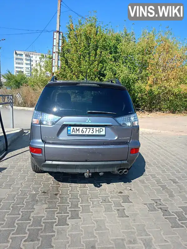 JMBXMCW7WBF016723 Mitsubishi Outlander 2011 Позашляховик / Кросовер 2.18 л. Фото 2