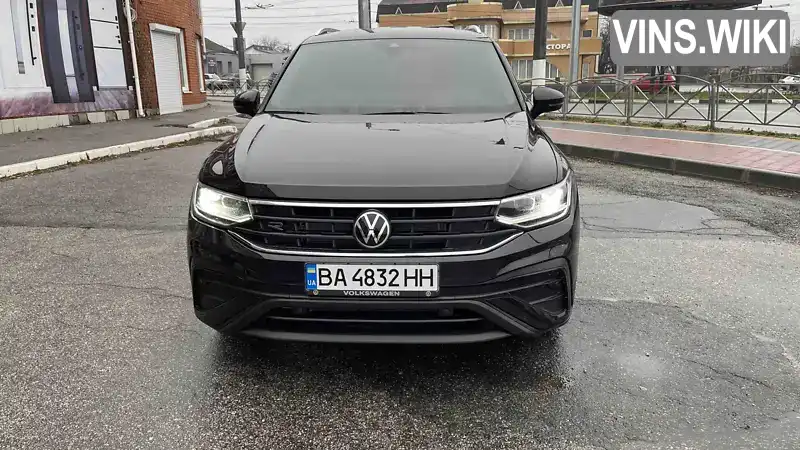 3VV3B7AX6NM102016 Volkswagen Tiguan 2022 Позашляховик / Кросовер 1.98 л. Фото 1