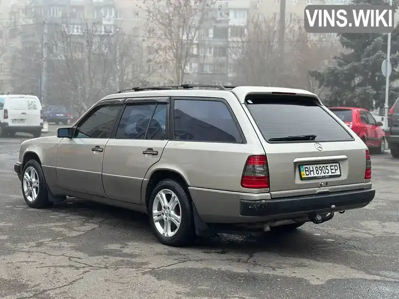 WDB1241851F130834 Mercedes-Benz E-Class 1989 Універсал 2.5 л. Фото 7