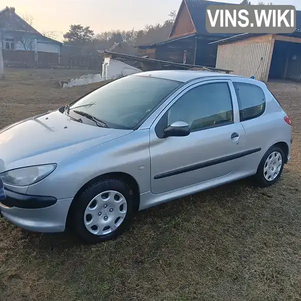 VF32CHFXA44433246 Peugeot 206 2004 Седан 1.36 л. Фото 1