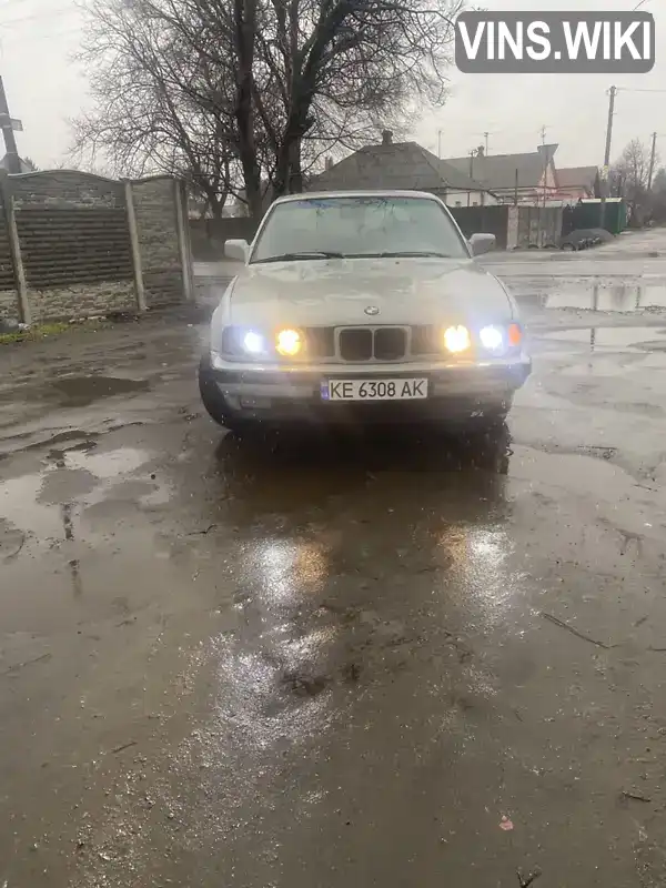 Седан BMW 5 Series 1990 2.4 л. Ручная / Механика обл. Харьковская, Валки - Фото 1/9