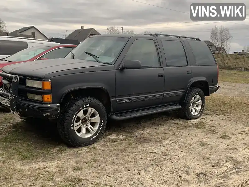 1GNEK13R0TJ368233 Chevrolet Tahoe 1996 Позашляховик / Кросовер 5.7 л. Фото 2