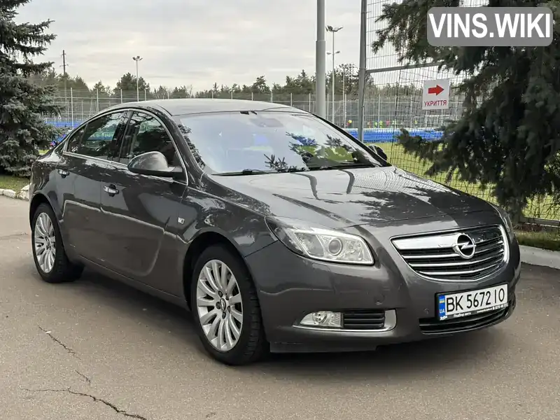 Седан Opel Insignia 2011 2 л. Автомат обл. Ровенская, Ровно - Фото 1/21