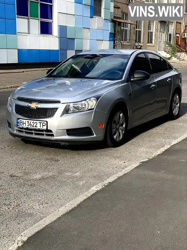 Седан Chevrolet Cruze 2013 1.8 л. Автомат обл. Одеська, Одеса - Фото 1/21