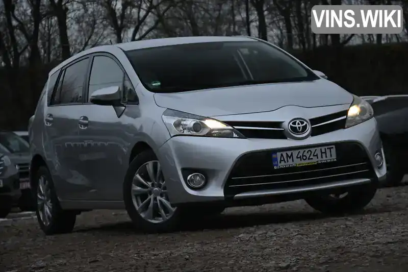 Минивэн Toyota Verso 2015 2.2 л. Ручная / Механика обл. Житомирская, Бердичев - Фото 1/21