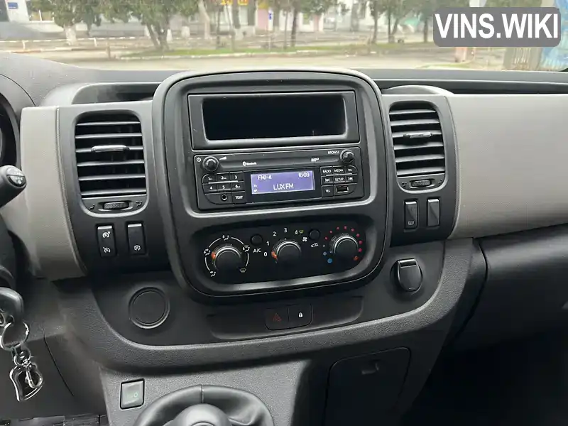 VF12FL10352836052 Renault Trafic 2015 Мінівен 1.6 л. Фото 8