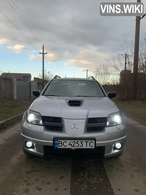 Позашляховик / Кросовер Mitsubishi Outlander 2004 2 л. Ручна / Механіка обл. Львівська, Львів - Фото 1/17