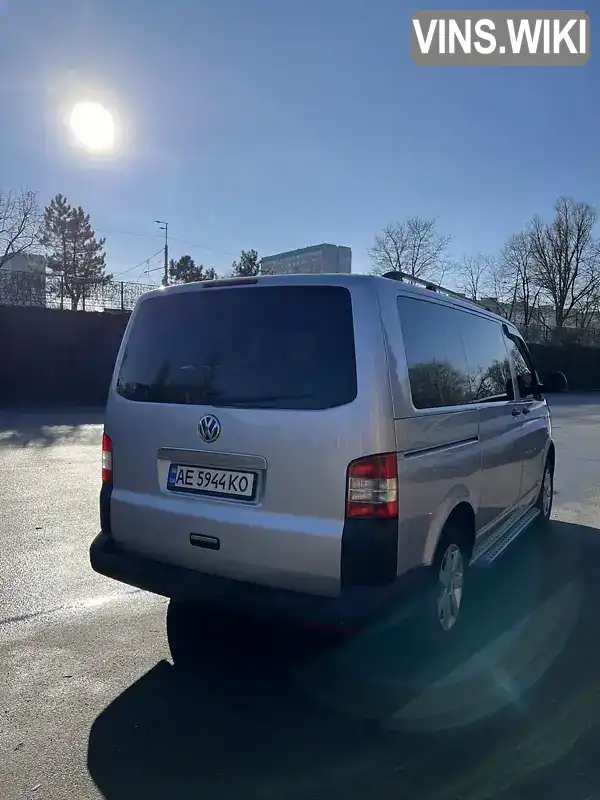 WV1ZZZ7HZFH073877 Volkswagen Transporter 2014 Мінівен 1.97 л. Фото 4