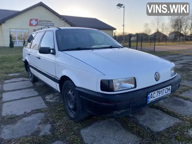 WVWZZZ31ZKE018812 Volkswagen Passat 1989 Універсал 1.78 л. Фото 3