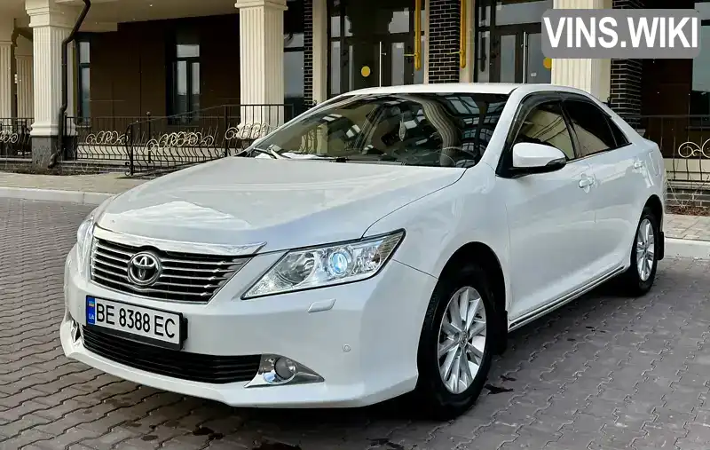 Седан Toyota Camry 2013 2.5 л. обл. Миколаївська, Миколаїв - Фото 1/21