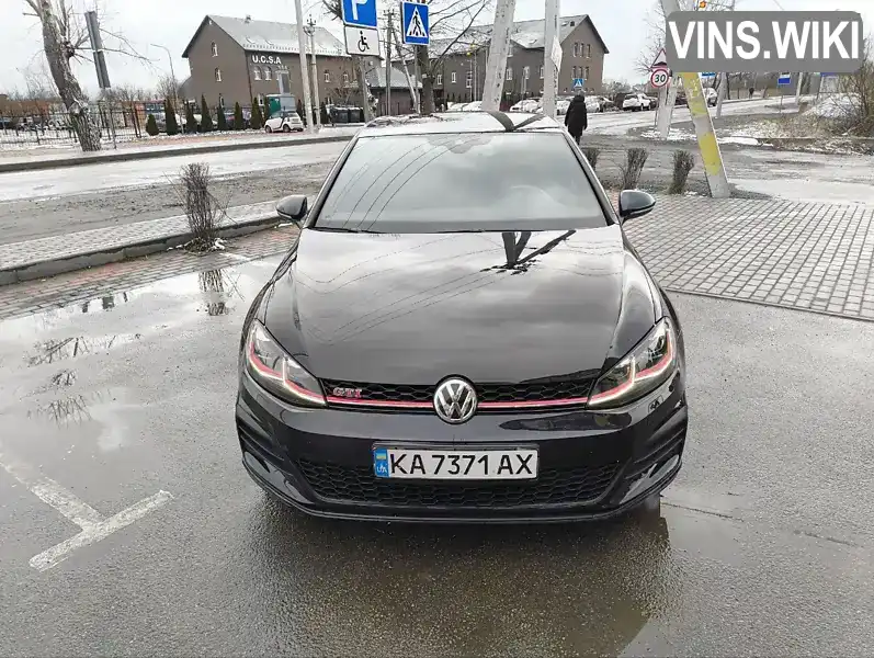 Хэтчбек Volkswagen Golf GTI 2019 1.98 л. Автомат обл. Киевская, Киев - Фото 1/12