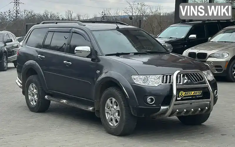 Позашляховик / Кросовер Mitsubishi Pajero Sport 2013 2.5 л. Автомат обл. Чернівецька, Чернівці - Фото 1/18