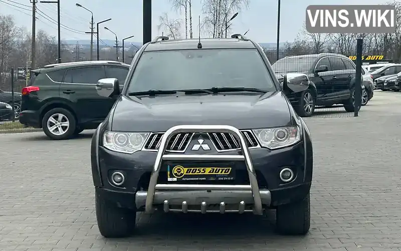 MMCGYKH40DDZ04327 Mitsubishi Pajero Sport 2013 Внедорожник / Кроссовер 2.5 л. Фото 2