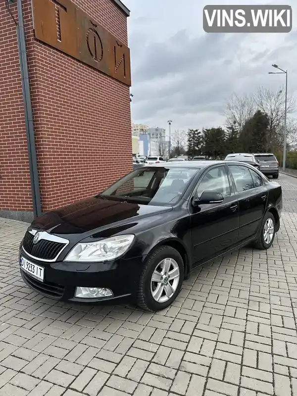 TMBCJ61ZXB2066864 Skoda Octavia 2010 Ліфтбек 1.4 л. Фото 2