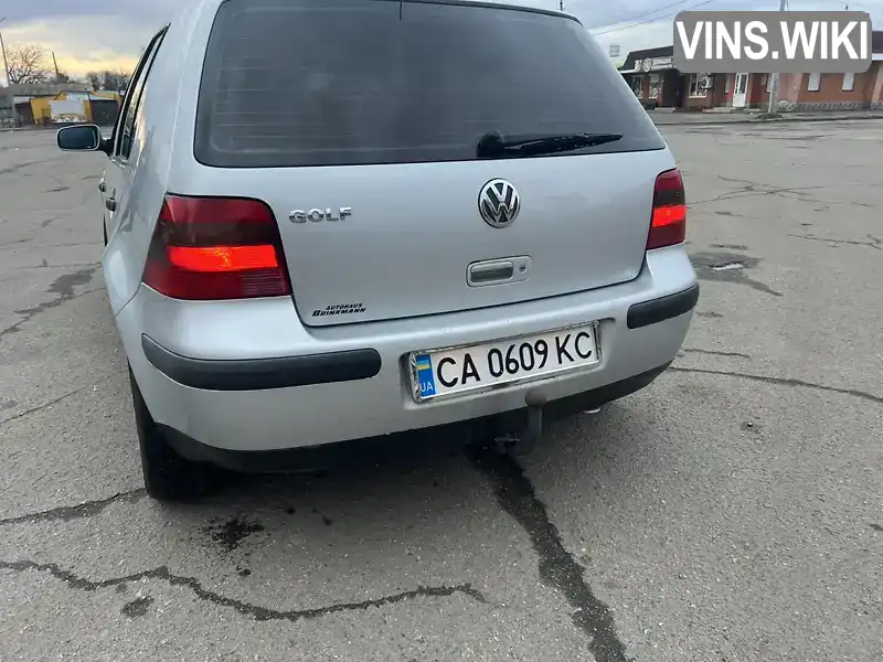 WVWZZZ1JZ1B070253 Volkswagen Golf 2000 Хэтчбек 1.39 л. Фото 3