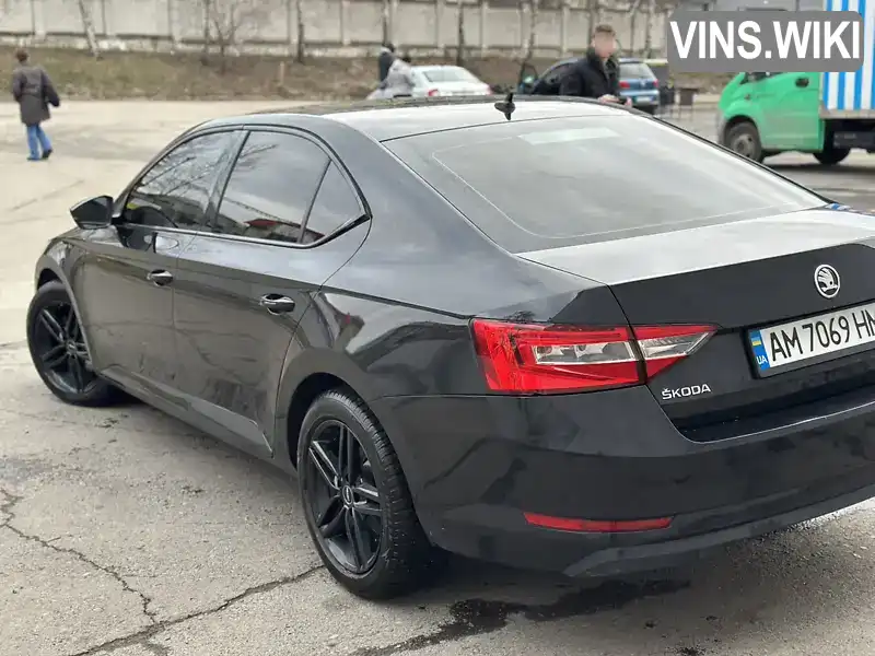 TMBAH7NP8K7043166 Skoda Superb 2018 Ліфтбек 1.97 л. Фото 4