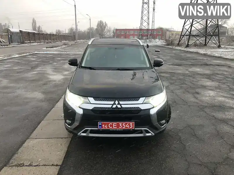 JA4JZ3AX9LZ603885 Mitsubishi Outlander 2019 Внедорожник / Кроссовер 3 л. Фото 2