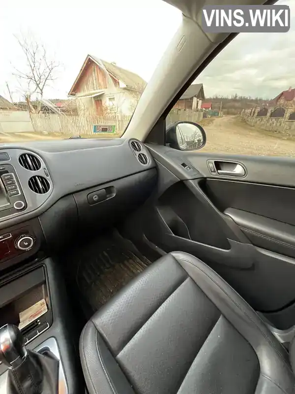 WVGAV7AXXCW520648 Volkswagen Tiguan 2011 Позашляховик / Кросовер 1.98 л. Фото 7