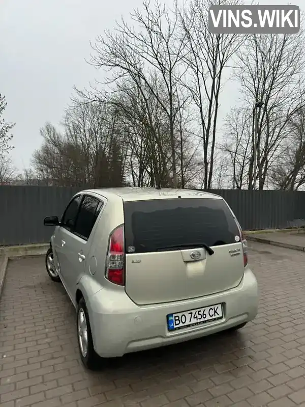 JDAM301S001046757 Daihatsu Sirion 2006 Хэтчбек 1.3 л. Фото 3