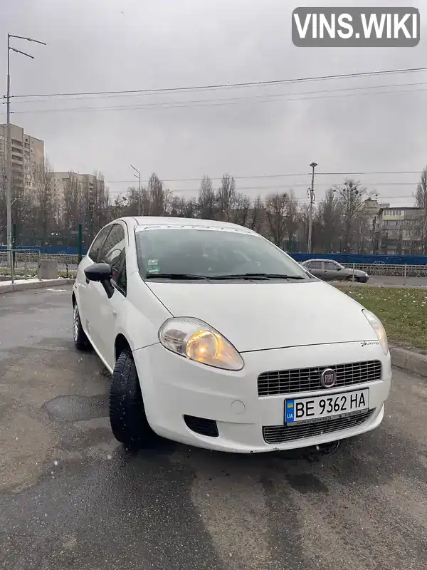 ZFA19900000509498 Fiat Punto 2009 Хэтчбек 1.24 л. Фото 2