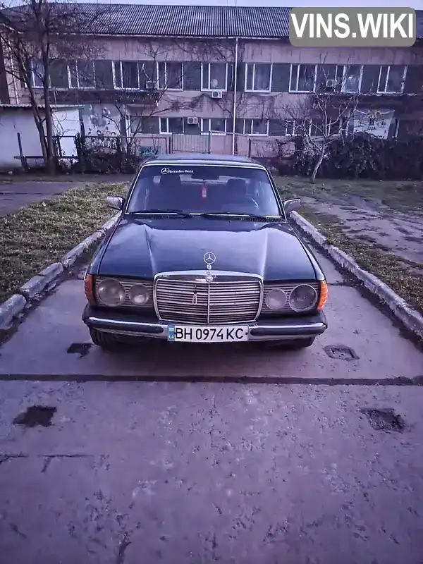 Седан Mercedes-Benz E-Class 1977 2 л. Ручна / Механіка обл. Одеська, Кілія - Фото 1/10