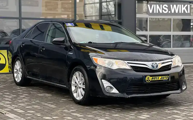 Седан Toyota Camry 2013 2.49 л. Автомат обл. Рівненська, Рівне - Фото 1/21