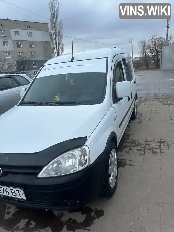 Мінівен Opel Combo 2005 1.6 л. Ручна / Механіка обл. Миколаївська, Вознесенськ - Фото 1/8