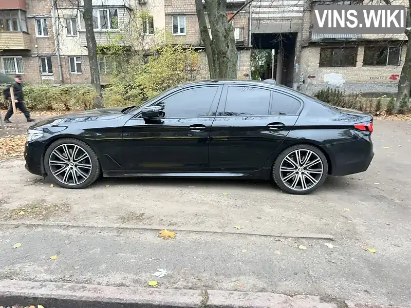 WBAJE5C50KWW13646 BMW 5 Series 2018 Седан 3 л. Фото 9