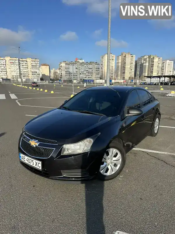 1G1PA5SG7E7141710 Chevrolet Cruze 2013 Седан 1.8 л. Фото 3