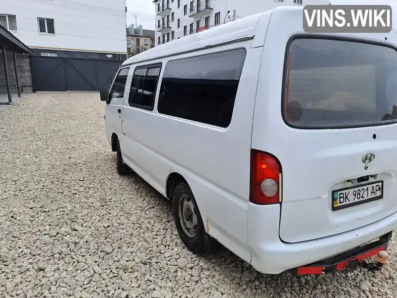 Мінівен Hyundai H 100 1999 2.48 л. Ручна / Механіка обл. Рівненська, Рівне - Фото 1/15