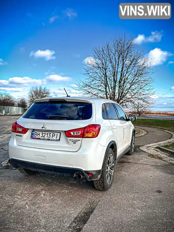 JA4AP3AW7GZ043996 Mitsubishi Outlander Sport 2016 Позашляховик / Кросовер 2.36 л. Фото 4