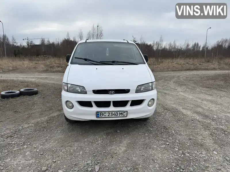 KMJWVH7FPWU042937 Hyundai H 200 1998 Мінівен 2.48 л. Фото 1