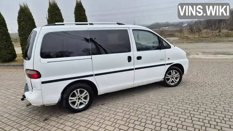 KMJWVH7FPWU042937 Hyundai H 200 1998 Мінівен 2.48 л. Фото 3